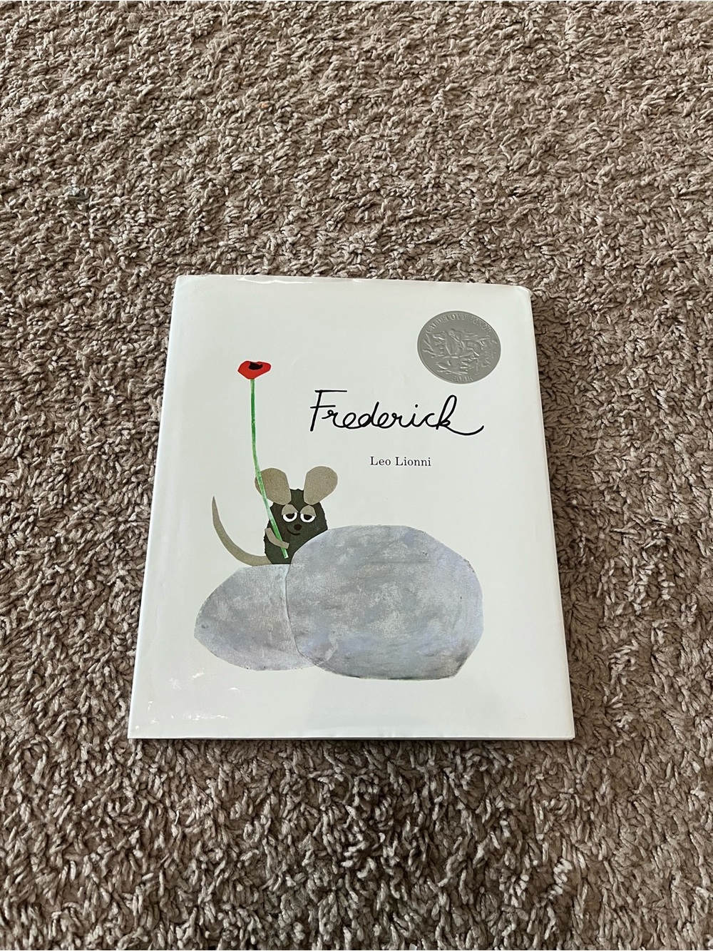 Frederick - Hardcover, by Leo Lionni - Like New